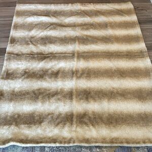 Woolrich faux fur blanket throw